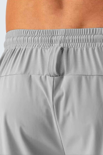 U StarAir Train Shorts 4" - Pebble